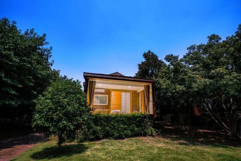 Suzhou Phoenix Hotspring Resort