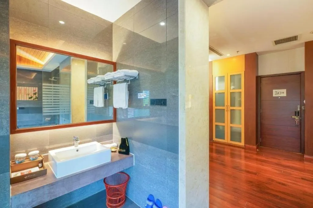 Suzhou Phoenix Hotspring Resort