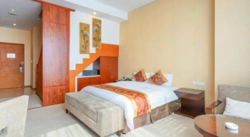 Bed in Suzhou Phoenix Hotspring Resort