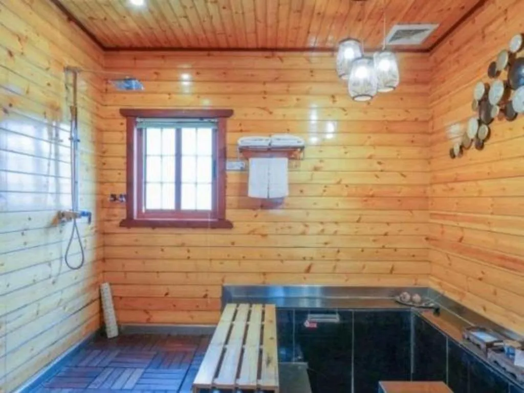 Suzhou Phoenix Hotspring Resort