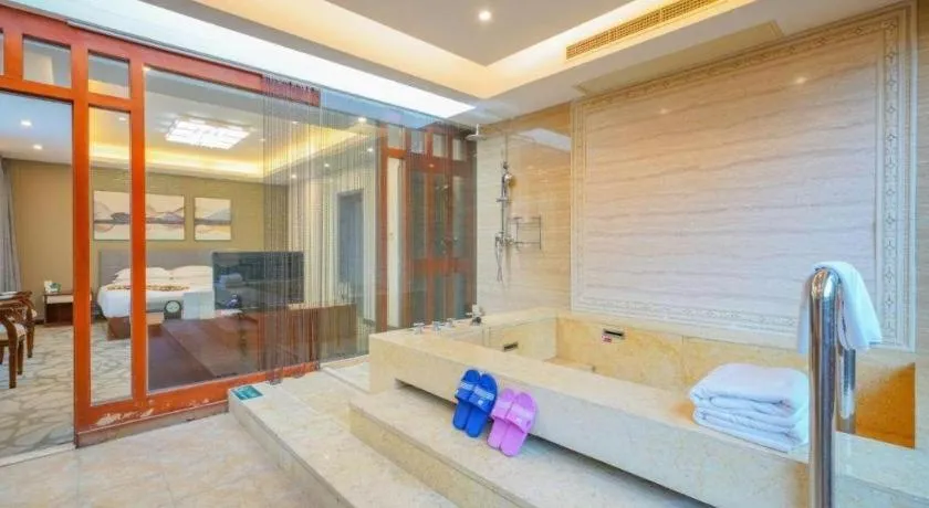 Bed in Suzhou Phoenix Hotspring Resort