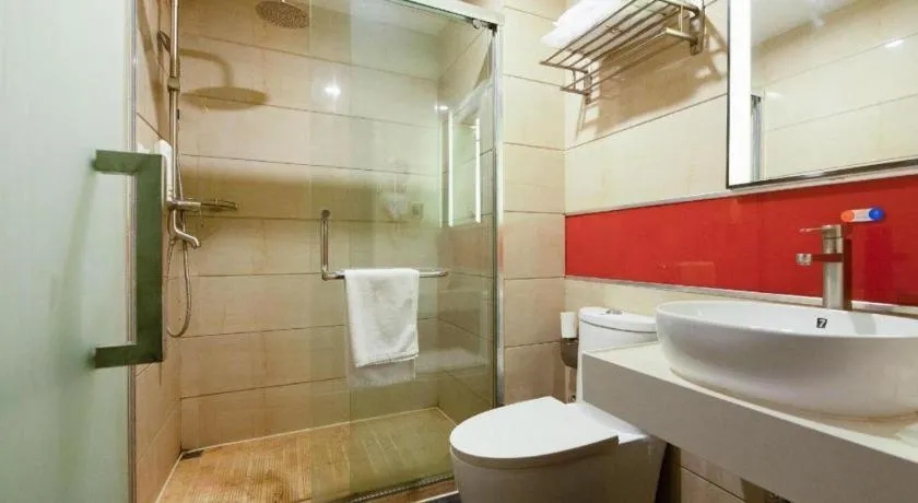 IU Hotel Tianjin Youyi Road Meijiang Exhibition Meiniu Metro Station