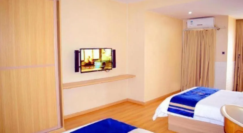 Bed in IU Hotel Chengdu High-Tech Zone Longhu Times Street