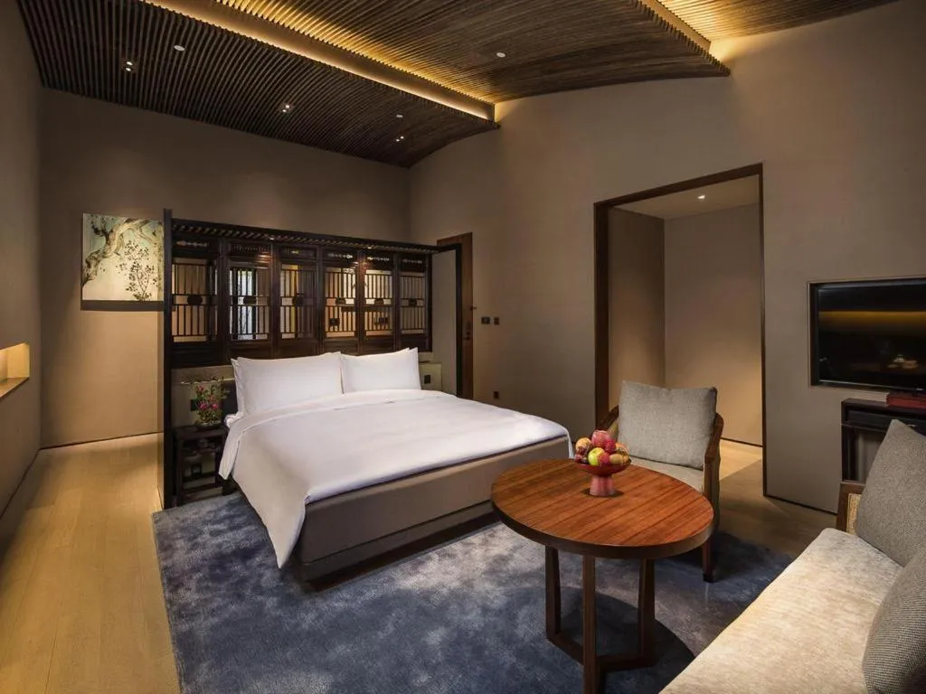 Bed in AHN LUH Zhu Jia Jiao