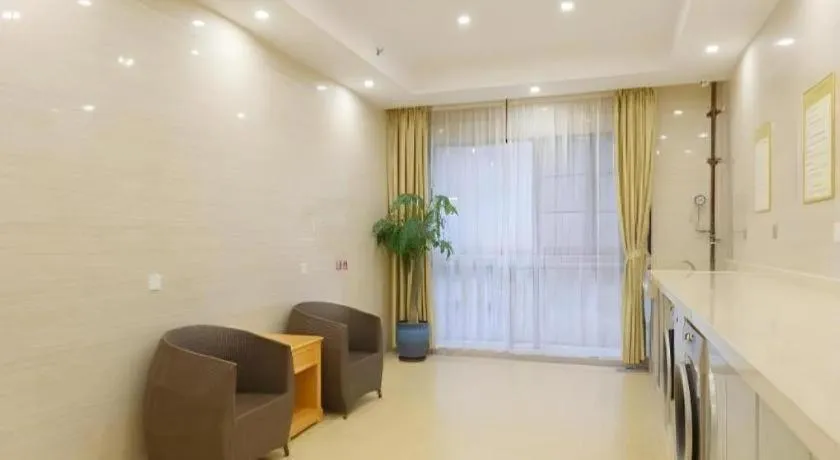 Vienna Hotel Guangxi Liuzhou Xijiang Vientiane City