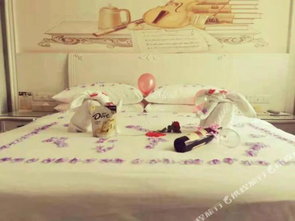 Vienna Hotel Guiyang Jiaxiulou Jichang Road