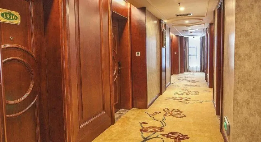 Vienna Hotel Guiyang Jiaxiulou Jichang Road