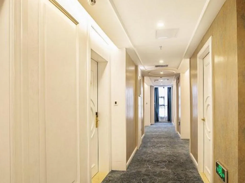 Vienna Hotel Guiyang Jiaxiulou Jichang Road