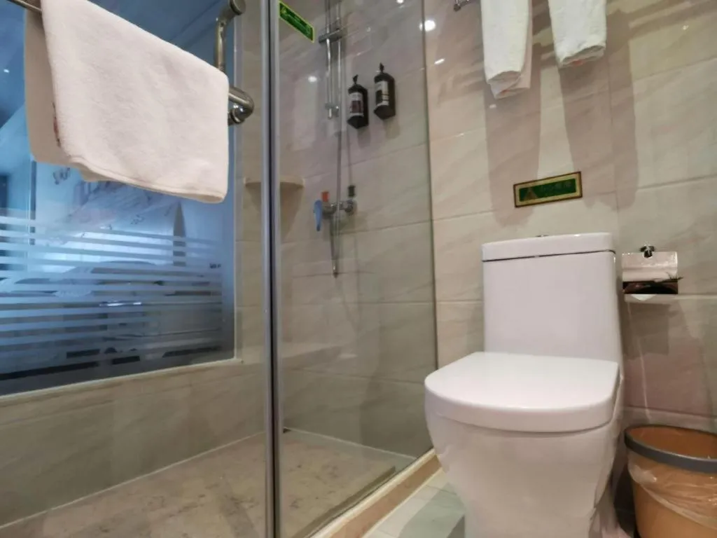 Vienna Hotel Guiyang Jiaxiulou Jichang Road