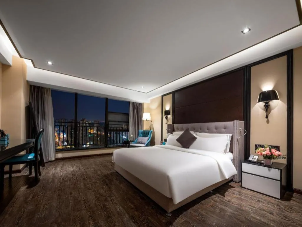 Bed in Xana Hotelle Chengdu East Railway Station Kaide Plaza