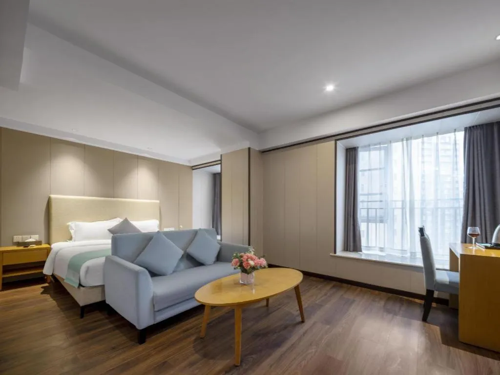 Xana Hotelle Chengdu East Railway Station Kaide Plaza