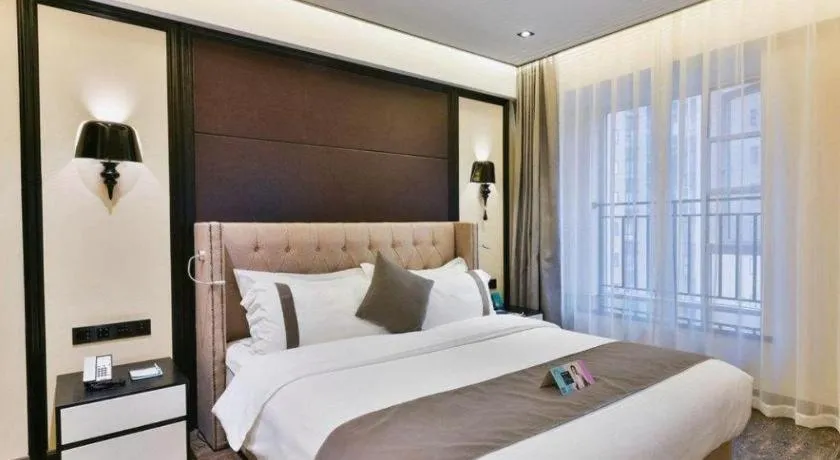 Bed in Xana Hotelle Chengdu East Railway Station Kaide Plaza