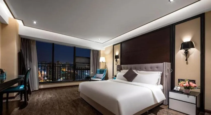 Bed in Xana Hotelle Chengdu East Railway Station Kaide Plaza