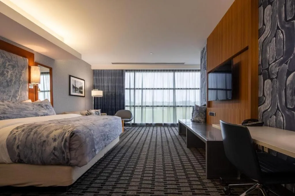 Bed in THE HOTEL AT KIRKWOOD CENTER