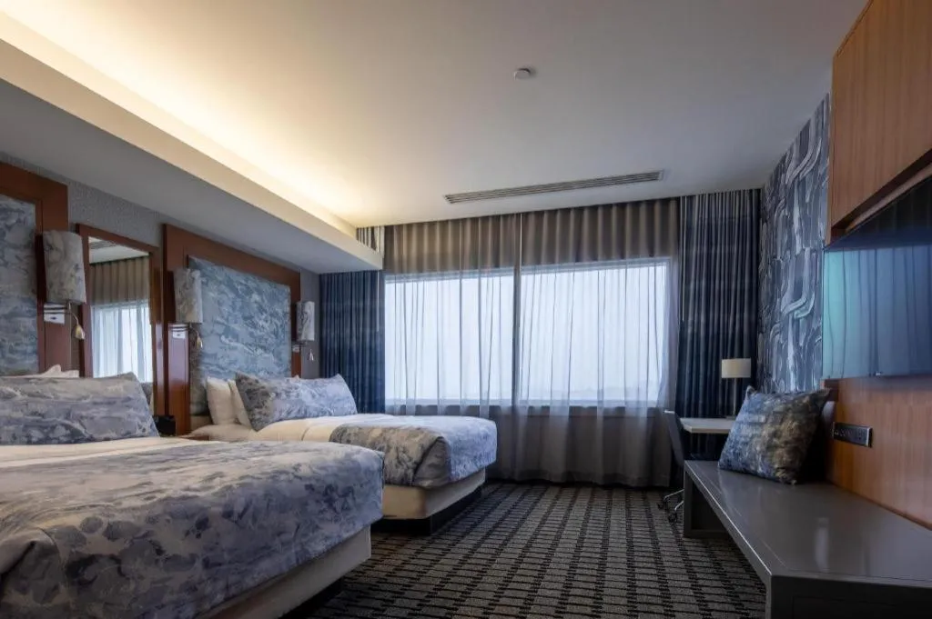 Bed in THE HOTEL AT KIRKWOOD CENTER