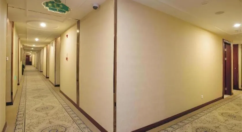 Vienna 3 Best Hongqiao Exhibition Center Beiqing Highway