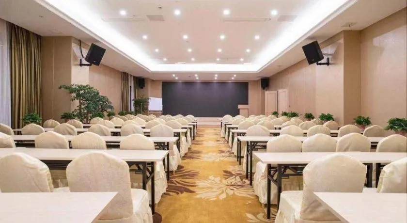 Vienna 3 Best Hongqiao Exhibition Center Beiqing Highway