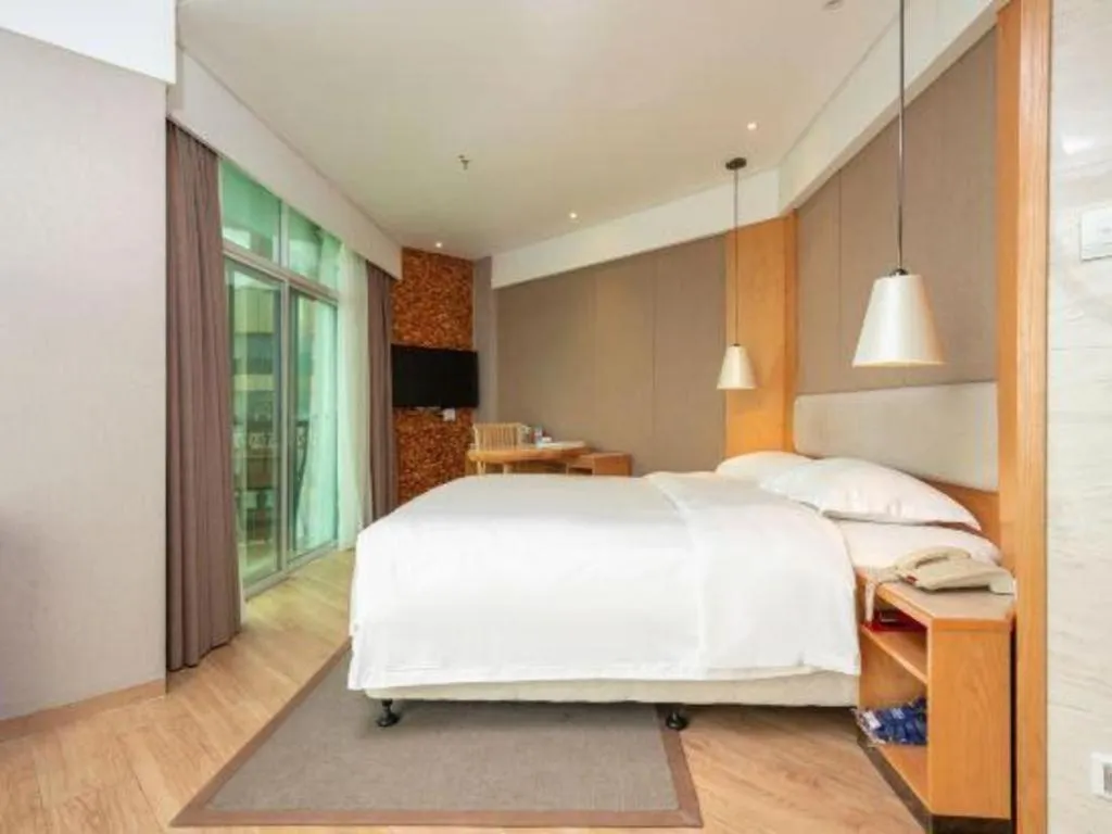 Bed in Excemon Beach Hotel Beihai