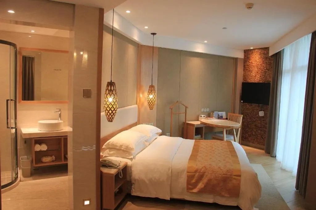 Bed in Excemon Beach Hotel Beihai