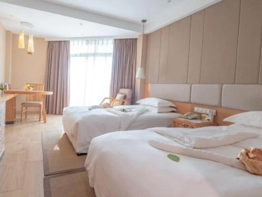 Bed in Excemon Beach Hotel Beihai