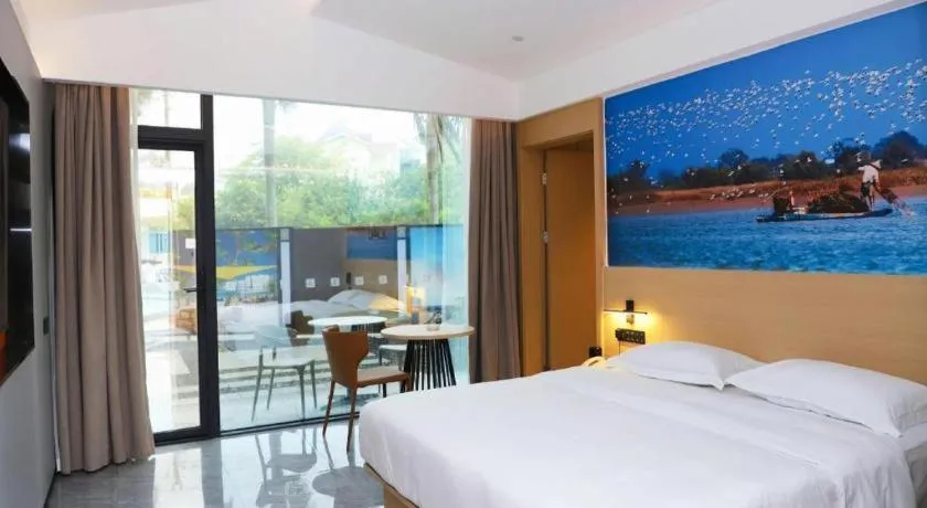 Bed in Excemon Beach Hotel Beihai
