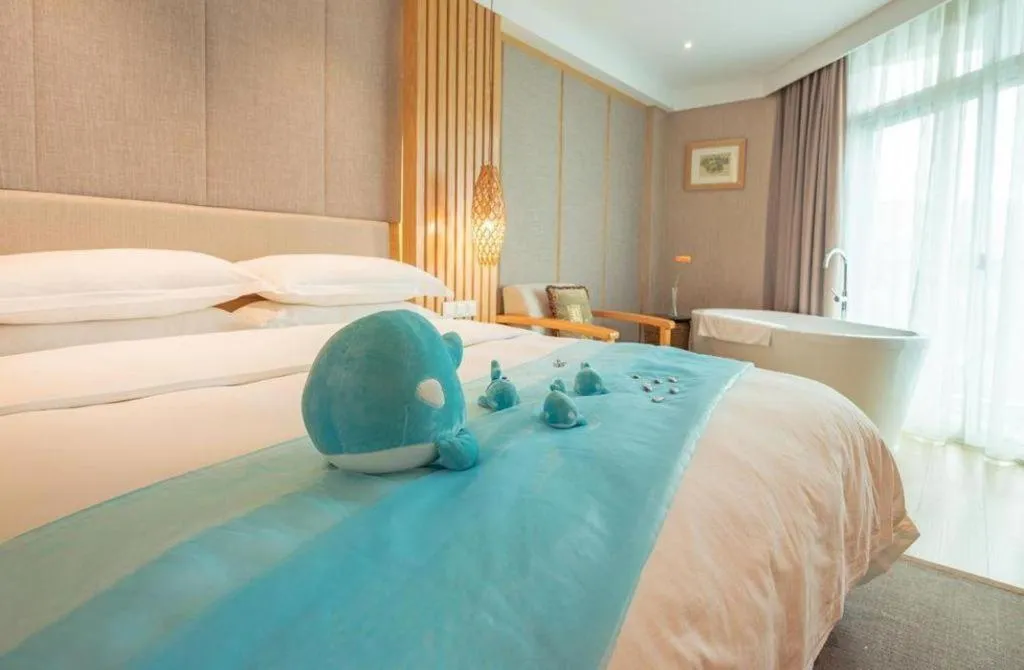Bed in Excemon Beach Hotel Beihai