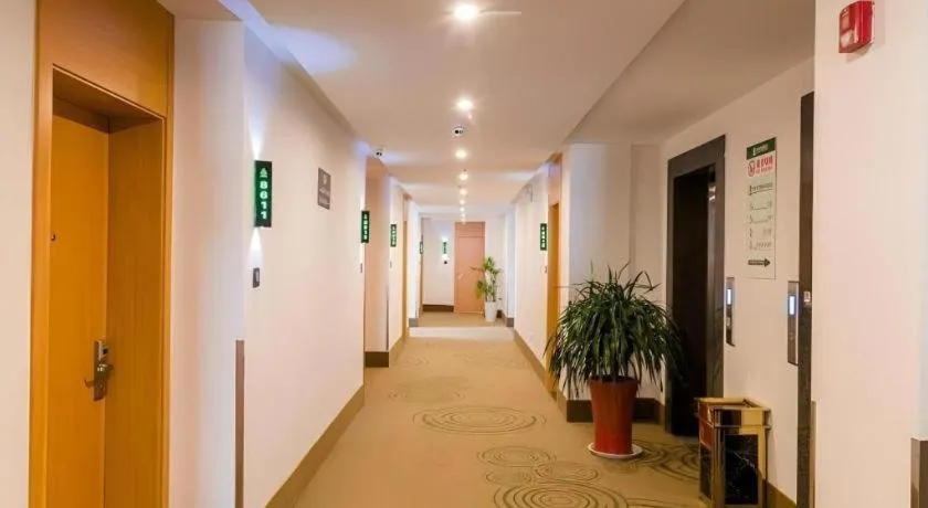 GreenTree Alliance Suzhou Zhangjiagang Nanfeng Town Hotel