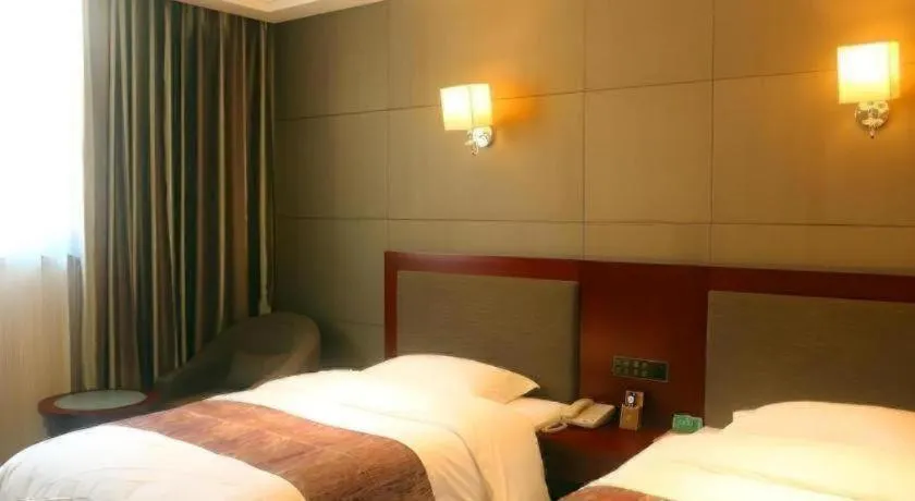 Bed in GreenTree Alliance Disneyland North Gate