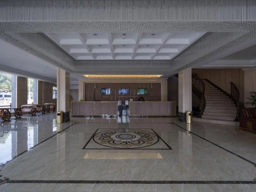 GreenTree Alliance Disneyland North Gate