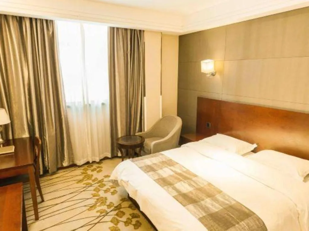 Bed in GreenTree Alliance Disneyland North Gate