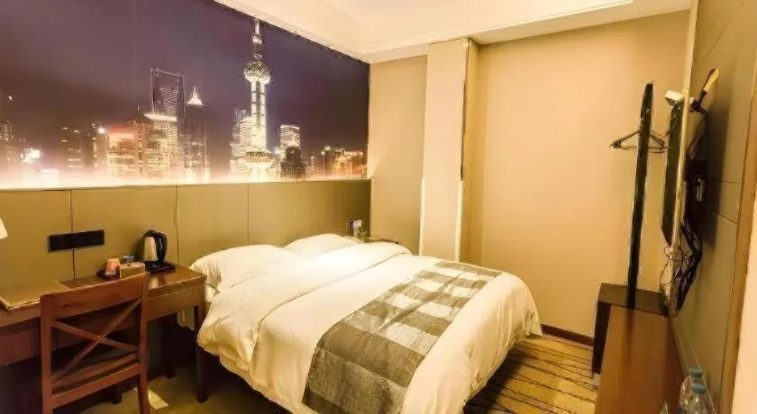 Bed in GreenTree Alliance Disneyland North Gate