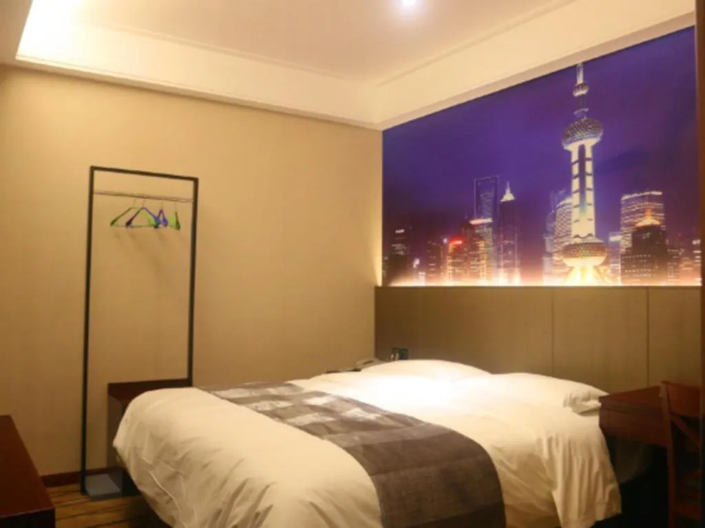 Bed in GreenTree Alliance Disneyland North Gate