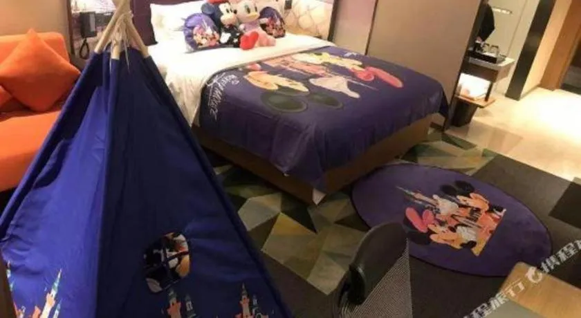 Bed in Hampton by Hilton Guangming Shenzhen