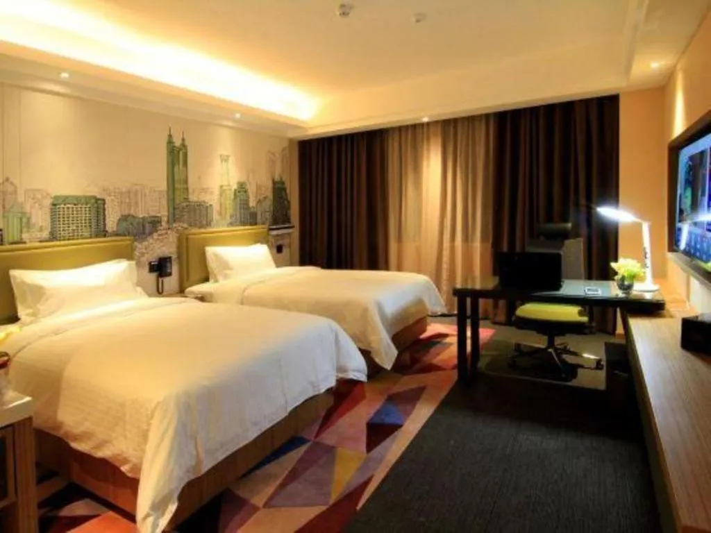 Bed in Hampton by Hilton Guangming Shenzhen