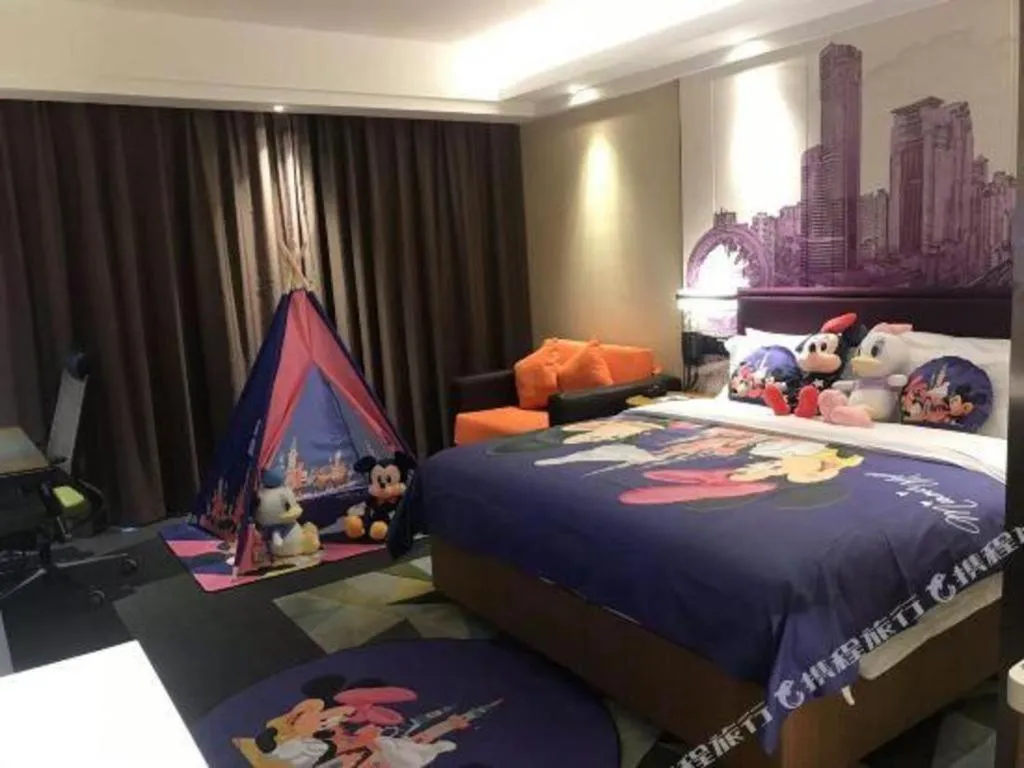 Bed in Hampton by Hilton Guangming Shenzhen