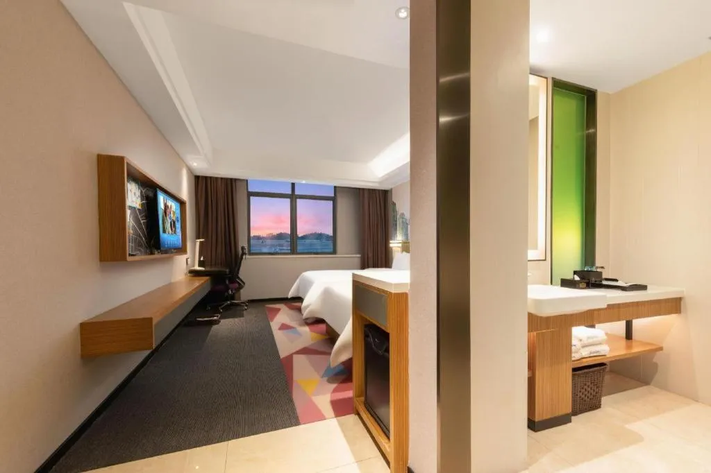 Bed in Hampton by Hilton Guangming Shenzhen