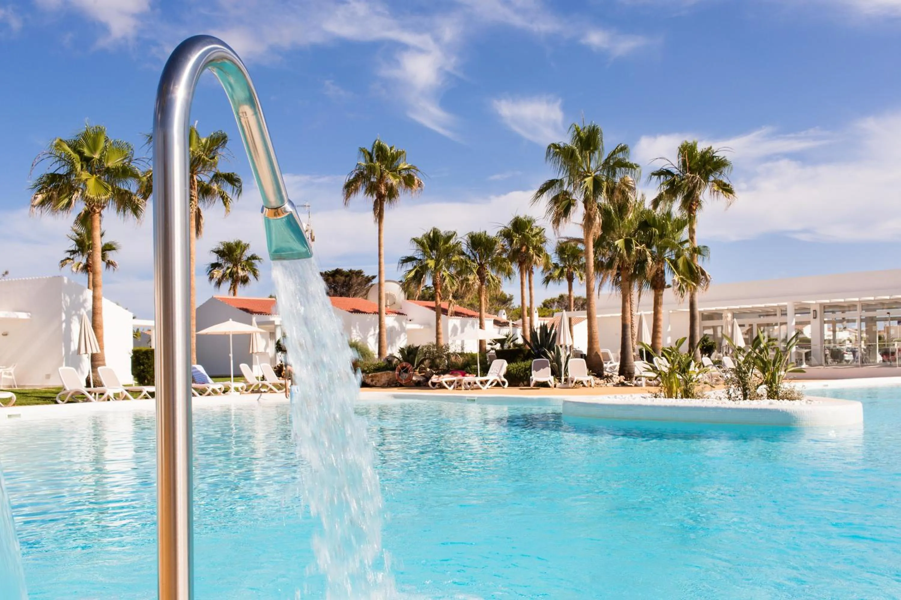 Swimming Pool in Apartamentos Menorcamar