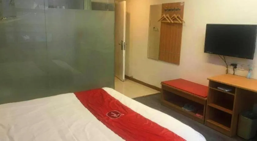 Bed in Thank Inn Plus Hotel Wuxi Xishan District Leather City