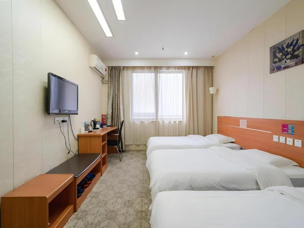 Bed in Thank Inn Plus Hotel Wuxi Xishan District Leather City