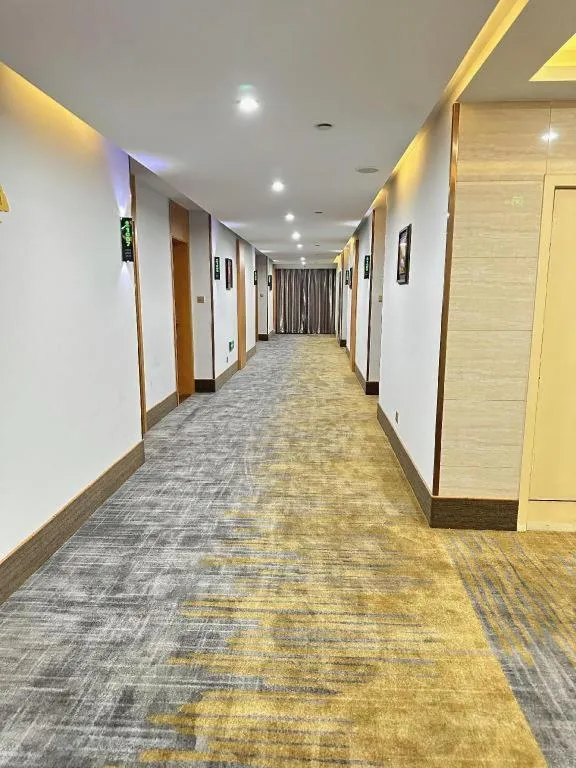 GreenTree Inn Ningbo Hangzhou Wan New District Lishi Square Business Hotel