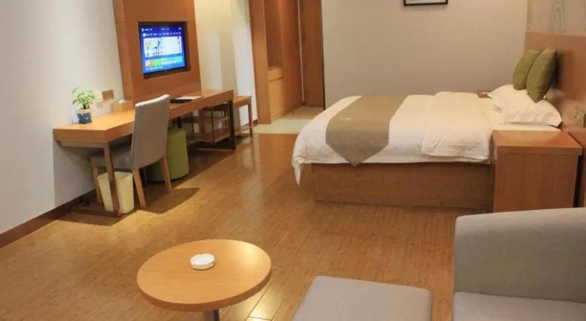 Bed in GreenTree Inn Ningbo Hangzhou Wan New District Lishi Square Business Hotel