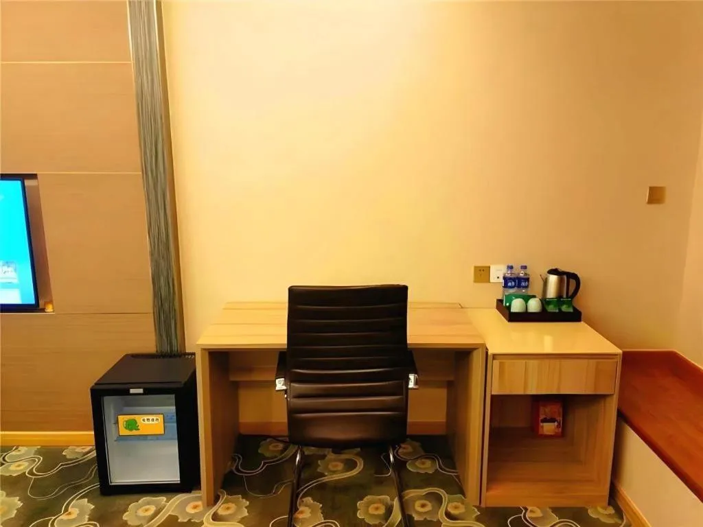 GreenTree Inn Ningbo Hangzhou Wan New District Lishi Square Business Hotel