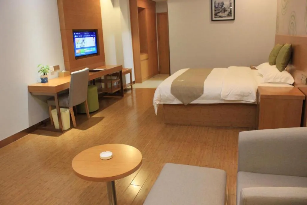 Bed in GreenTree Inn Ningbo Hangzhou Wan New District Lishi Square Business Hotel