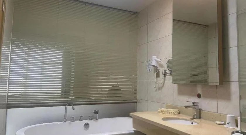 GreenTree Inn Ningbo Hangzhou Wan New District Lishi Square Business Hotel