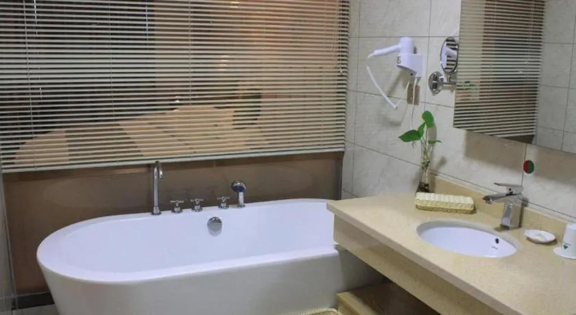 GreenTree Inn Ningbo Hangzhou Wan New District Lishi Square Business Hotel