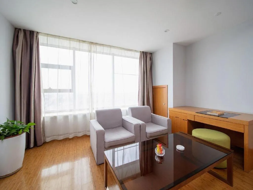 GreenTree Inn Ningbo Hangzhou Wan New District Lishi Square Business Hotel