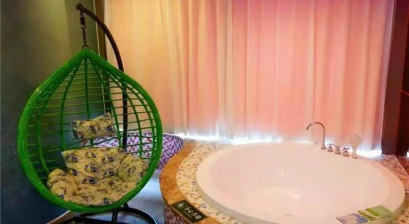 GreenTree Inn Ningbo Hangzhou Wan New District Lishi Square Business Hotel