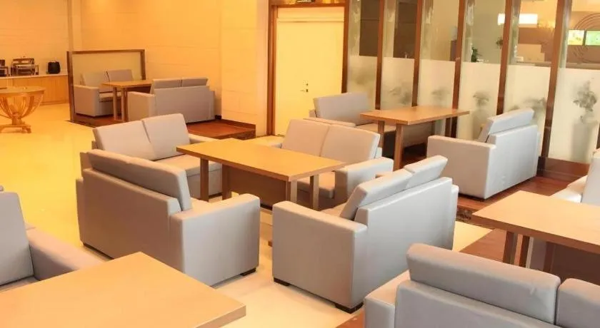 GreenTree Inn Ningbo Hangzhou Wan New District Lishi Square Business Hotel