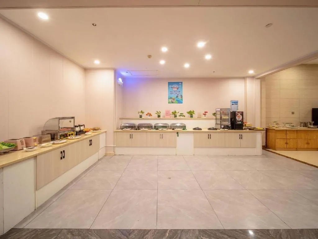 GreenTree Inn Ningbo Hangzhou Wan New District Lishi Square Business Hotel