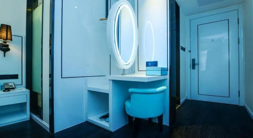 Xana Hotelle Chongqing Jiefangbei Center Branch